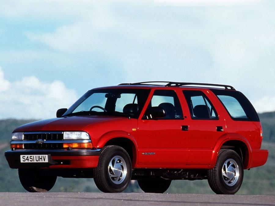  Chevrolet Blazer 1997 года  (UK) (фото 8 из 12)